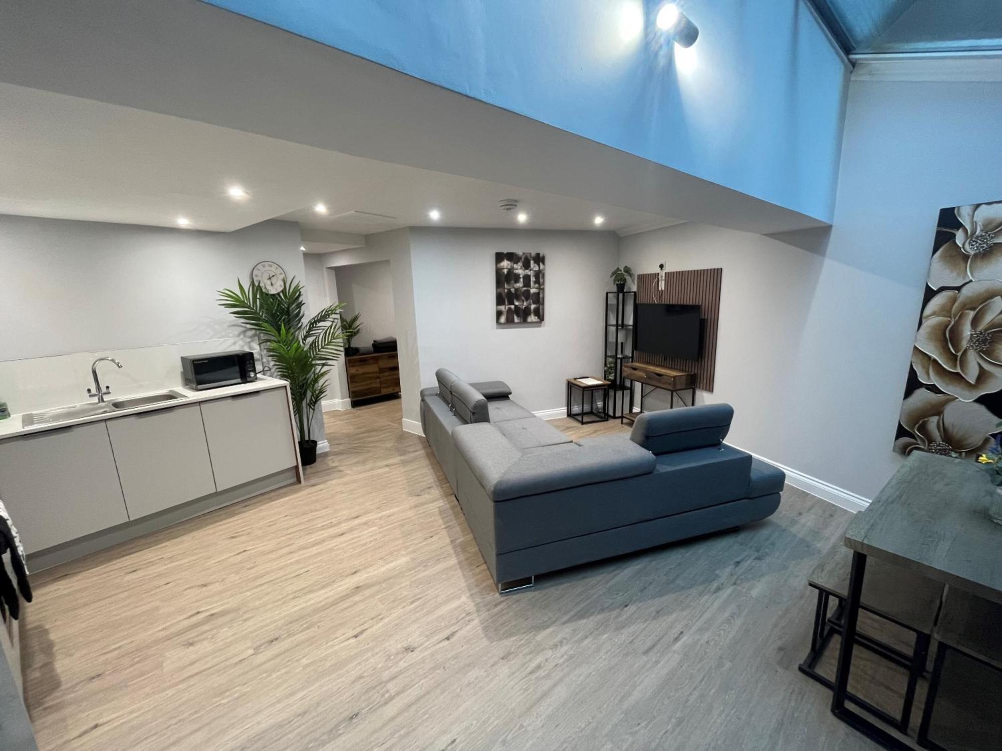 Westhill Road Apartment บอร์นมัธ ภายนอก รูปภาพ